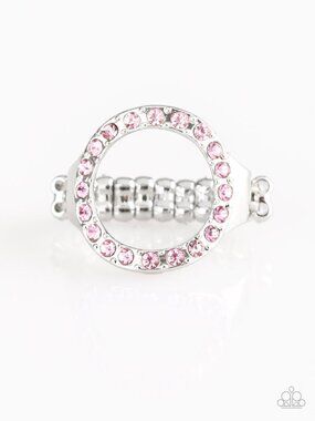 Paparazzi Ring (R140)